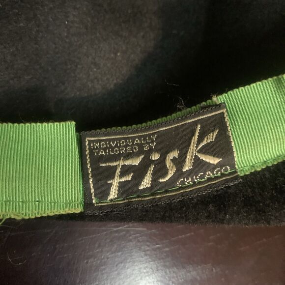 Vintage Carol Fisk Hat Of Chicago Velvet with 2 Jeweled Insects - Picture 8 of 8